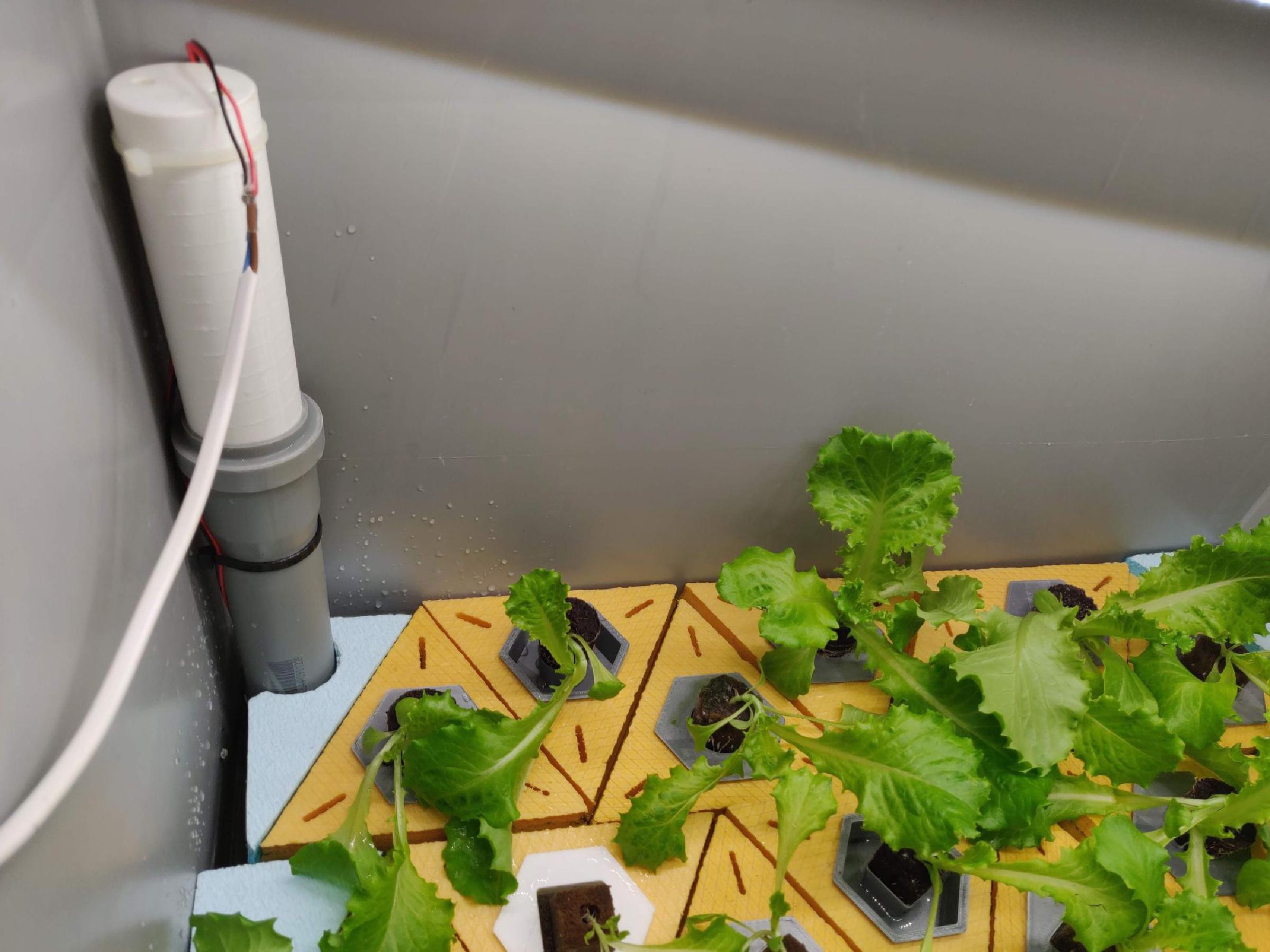 Aeration tube for DWC hydroponics